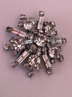 Strass Brosche