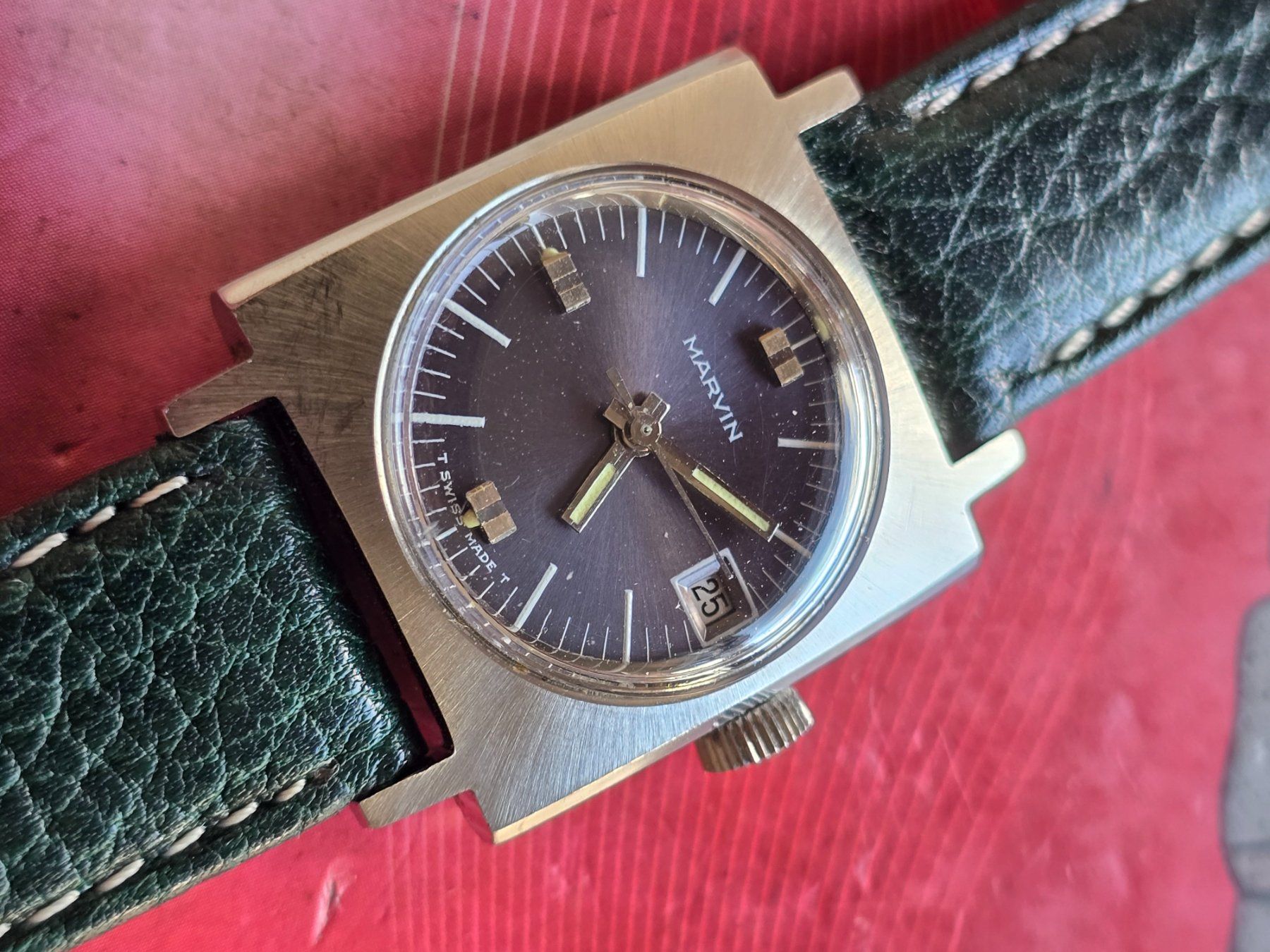 Marvin Uhren: 602 Marvin Date HA Damen – Gebraucht aus Muri AG von Corredor 9