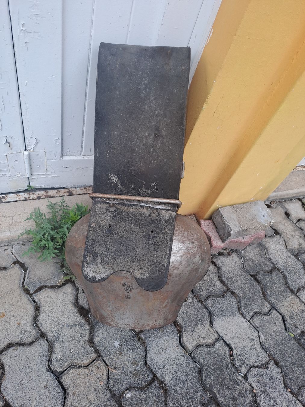 Campanacci mucche: A. Vendre  sonnaille cloche – Usato da Villeneuve venduto da BibiVintage 9
