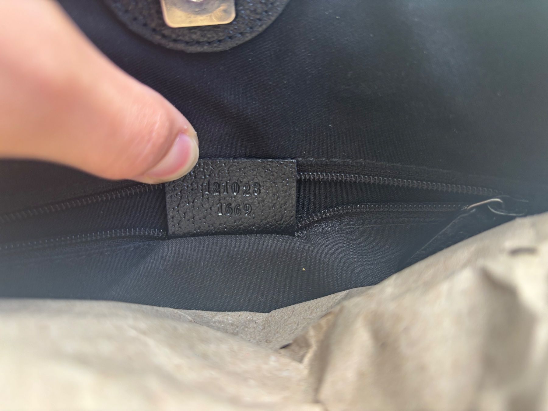 Gucci Borse da donna: Gucci Handtasche, Schwarz – Nuovo (secondo la descrizione) da Winterthur venduto da lin0a 2