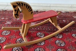 Klassisches Wisa Gloria Schaukelpferd aus Holz – Vintage