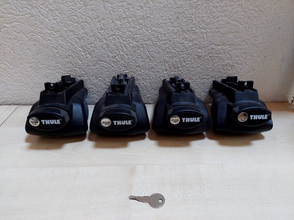 Pieds De Barre De Toit Thule 369 – Lot Complet De 4, Noirs, Pour Voiture