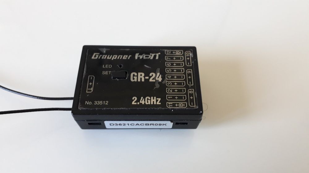 Récepteur Graupner GR-24 HoTT 2,4 GHz 12 Canaux Pour Modélisme - Neuf Sous Blister