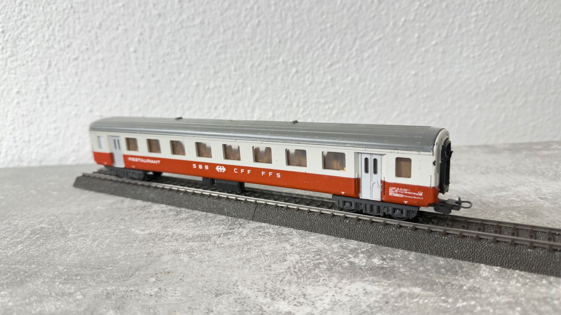 Lima Modellini di ferrovie: Lima SBB Speisewagen H0 / DC – Usato da Windlach venduto da Kelebra 2