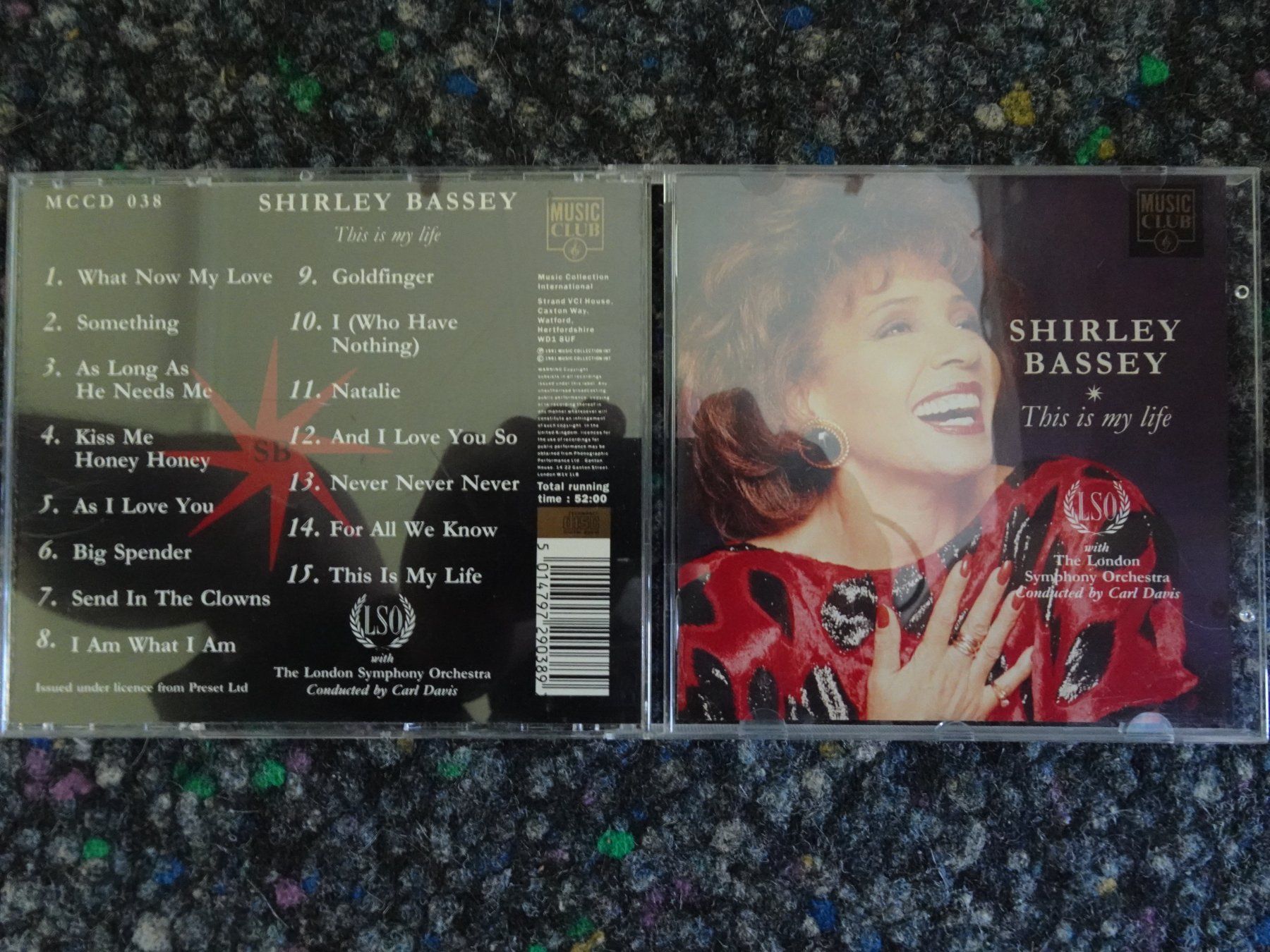 CDs: CD : Shirley Bassey – D'occasion à Lotzwil par Kiddis