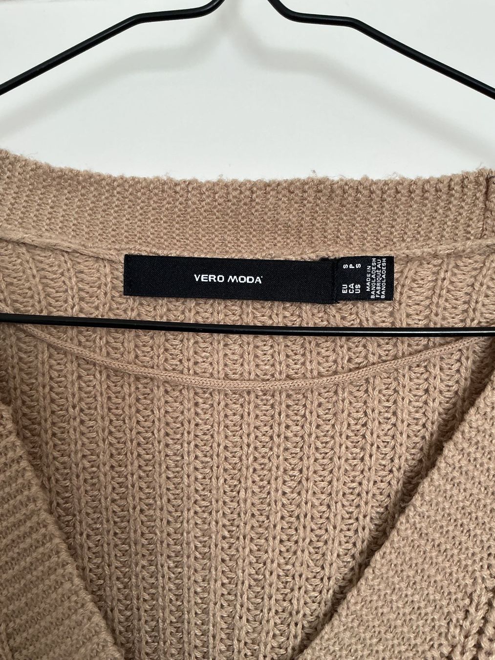 Vero Moda Giacche: Beige Strickjacke – Usato da Zürich venduto da vesieber 1