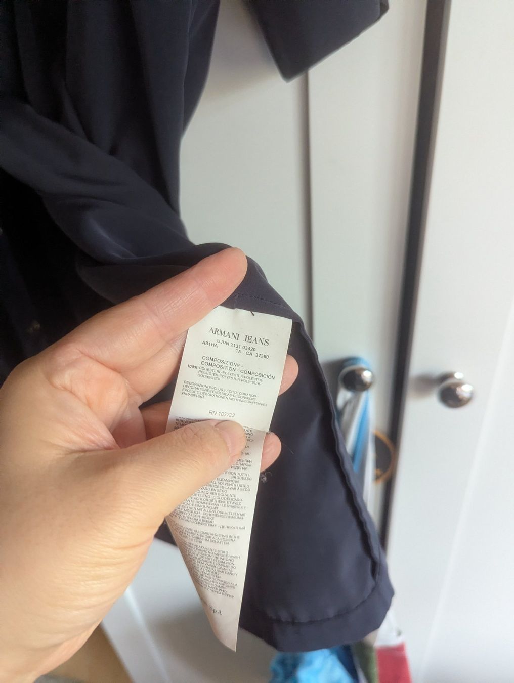 Armani Vestiti: Armani Jeans Kleid, Marinblau, Gr. 40 – Usato da Zollikon venduto da Mikifare 4