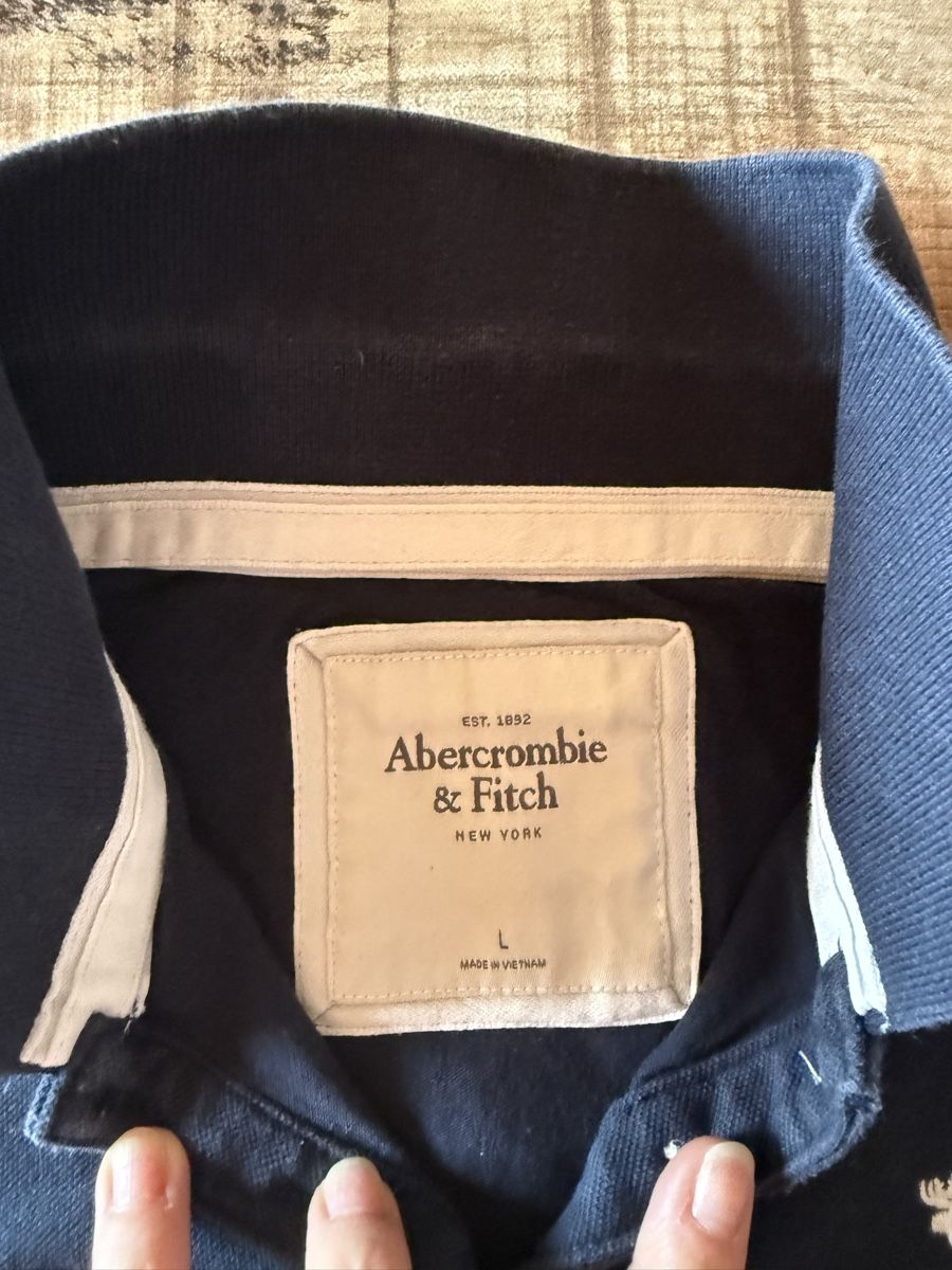 Abercrombie Polo-Shirts: ABERCROMBIE  Polo femme – Gebraucht aus Genève von mms_7w5q 1