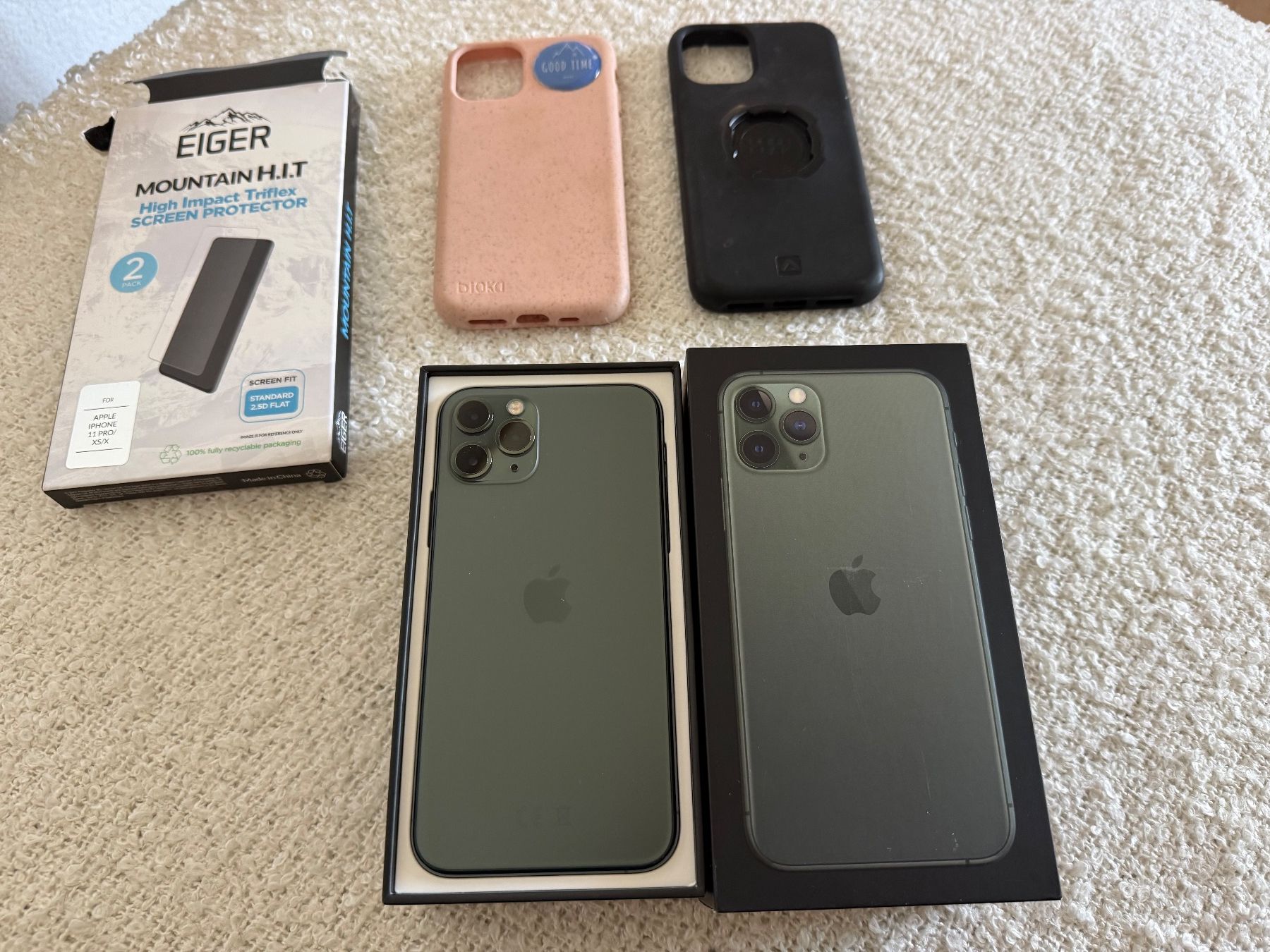 Apple Telefoni cellulari / Smartphones: Apple iPhone 11 Pro 256 GB, Midnight Green – Usato da Beromünster venduto da Barbraa
