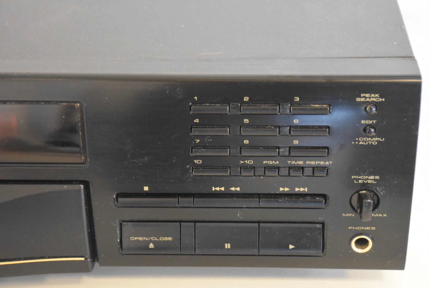 Pioneer Audio- & Mediensysteme: Lecteur CD PIONEER PD-S502 – Defekt aus Fribourg von Maiko0 2