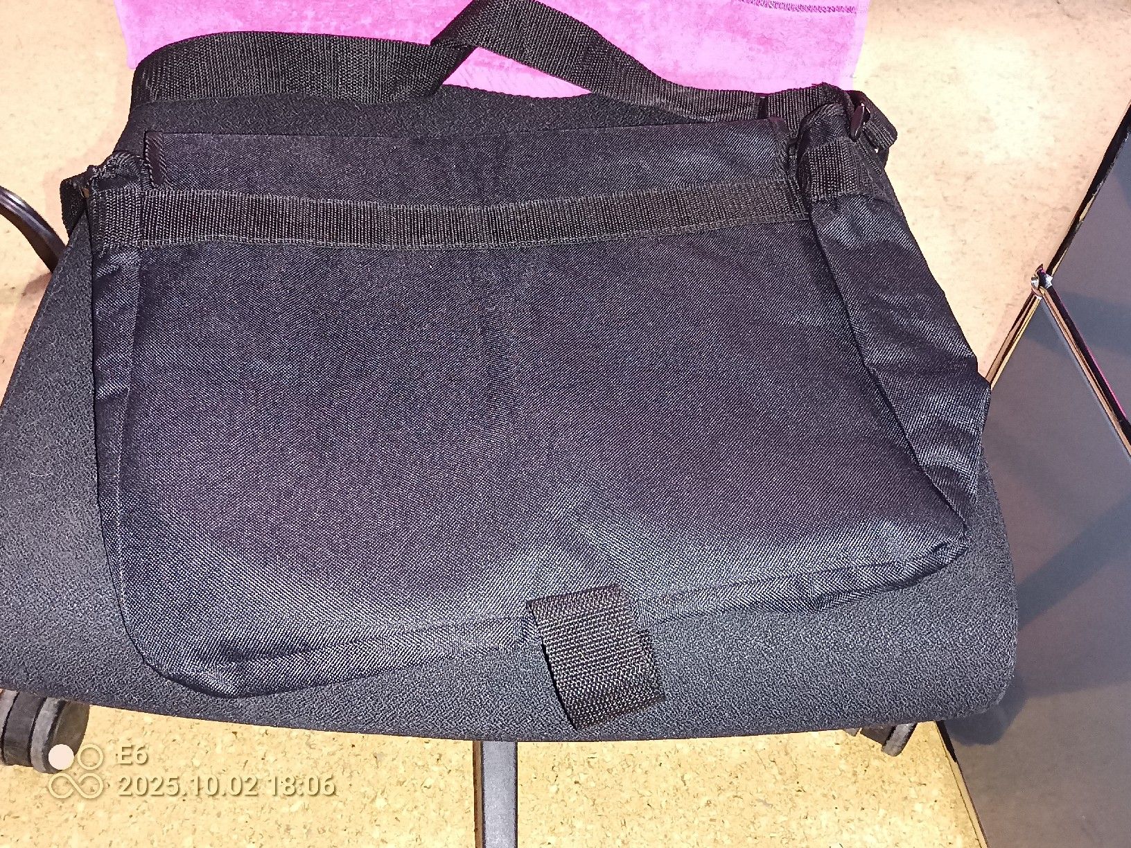Borse: Geräumige Allzwecktasche – Usato da Zürich venduto da Mitzi6 3