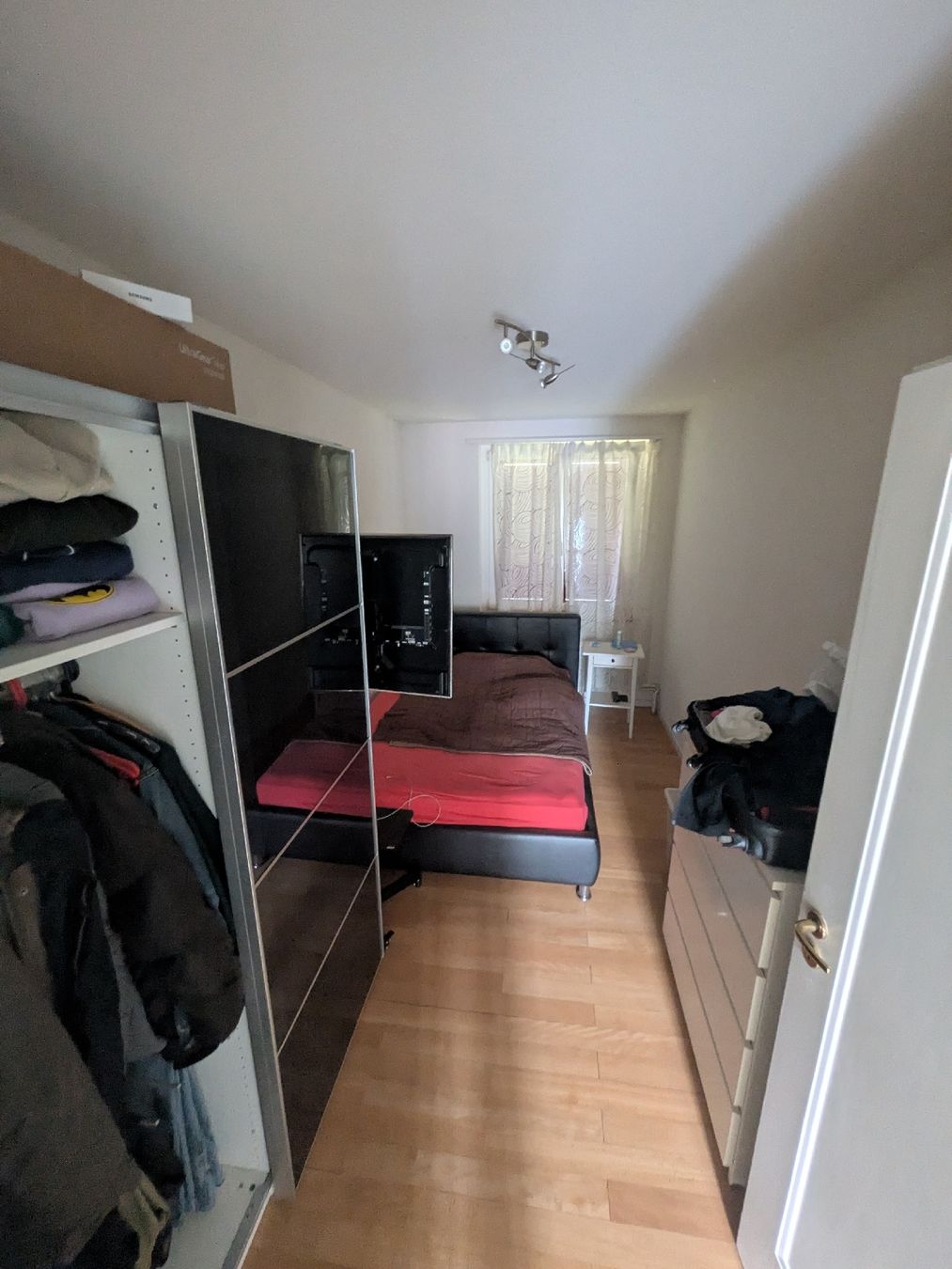 Ikea Armadi: Kleiderschrank Schwarz Schiebetüren – Usato da Binningen venduto da EL_IVAAN 1
