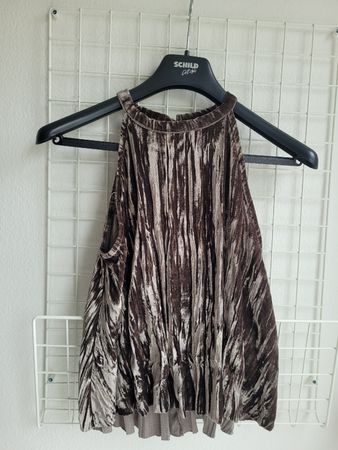 Mango Samttop, Grösse XS, Neckholder Top für den Herbst