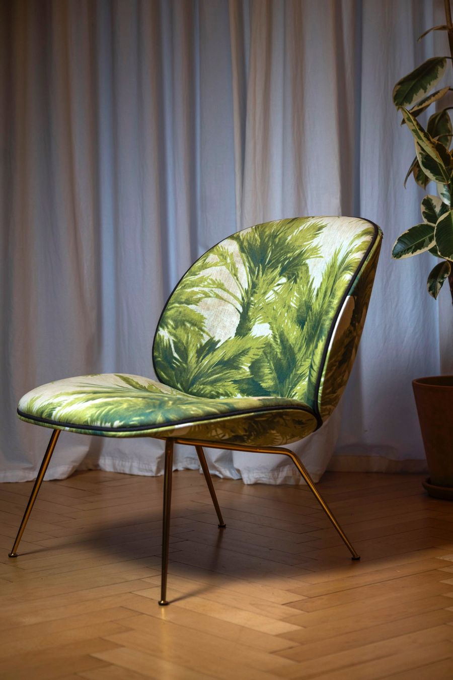 Gubi Poltrone: Gubi Beetle Lounge chair – Usato da Zürich venduto da Horizon_28 1
