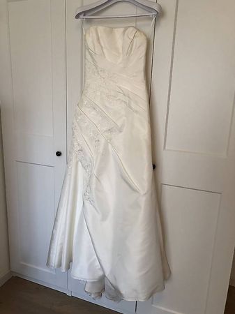 Hochzeitskleid
