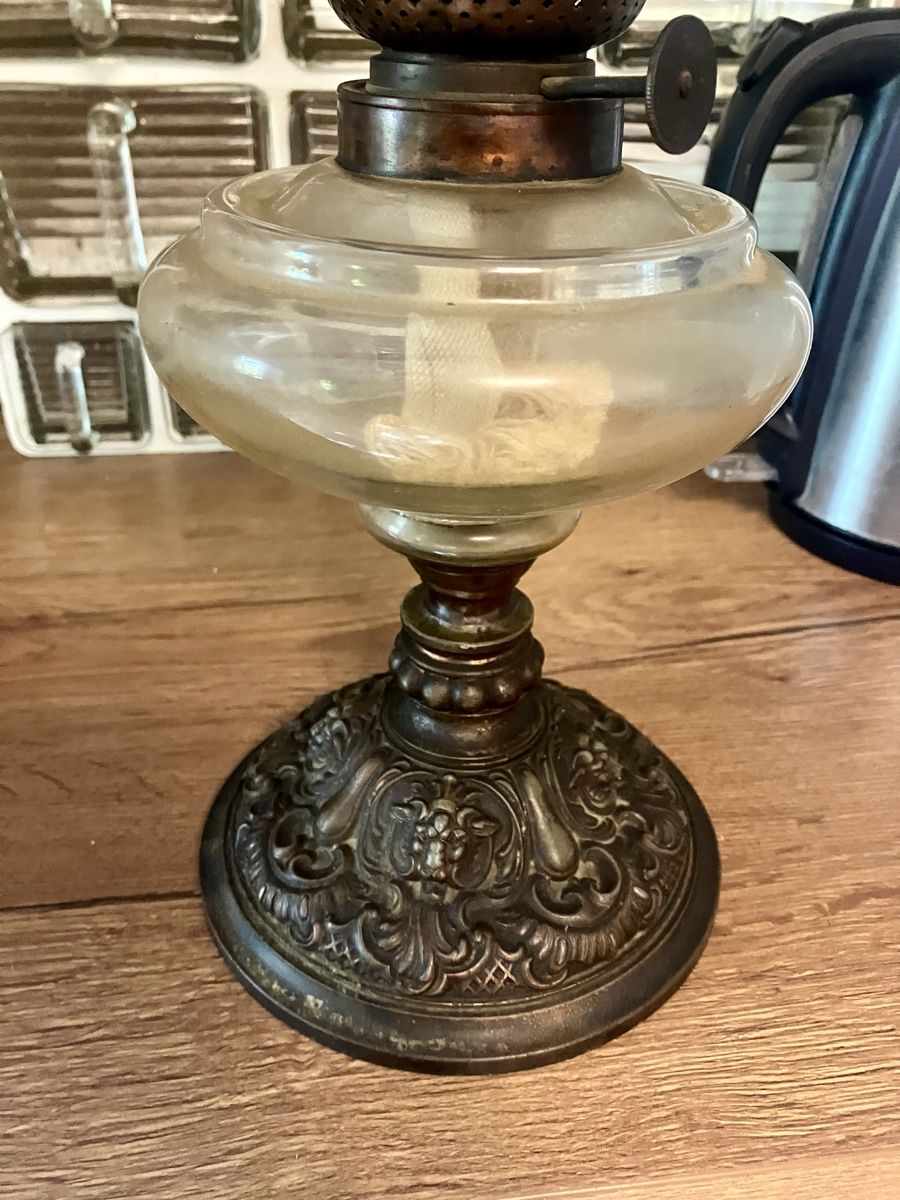 Lampes anciennes: Lampe à pétrole  – D'occasion à Puidoux par lemacos 6