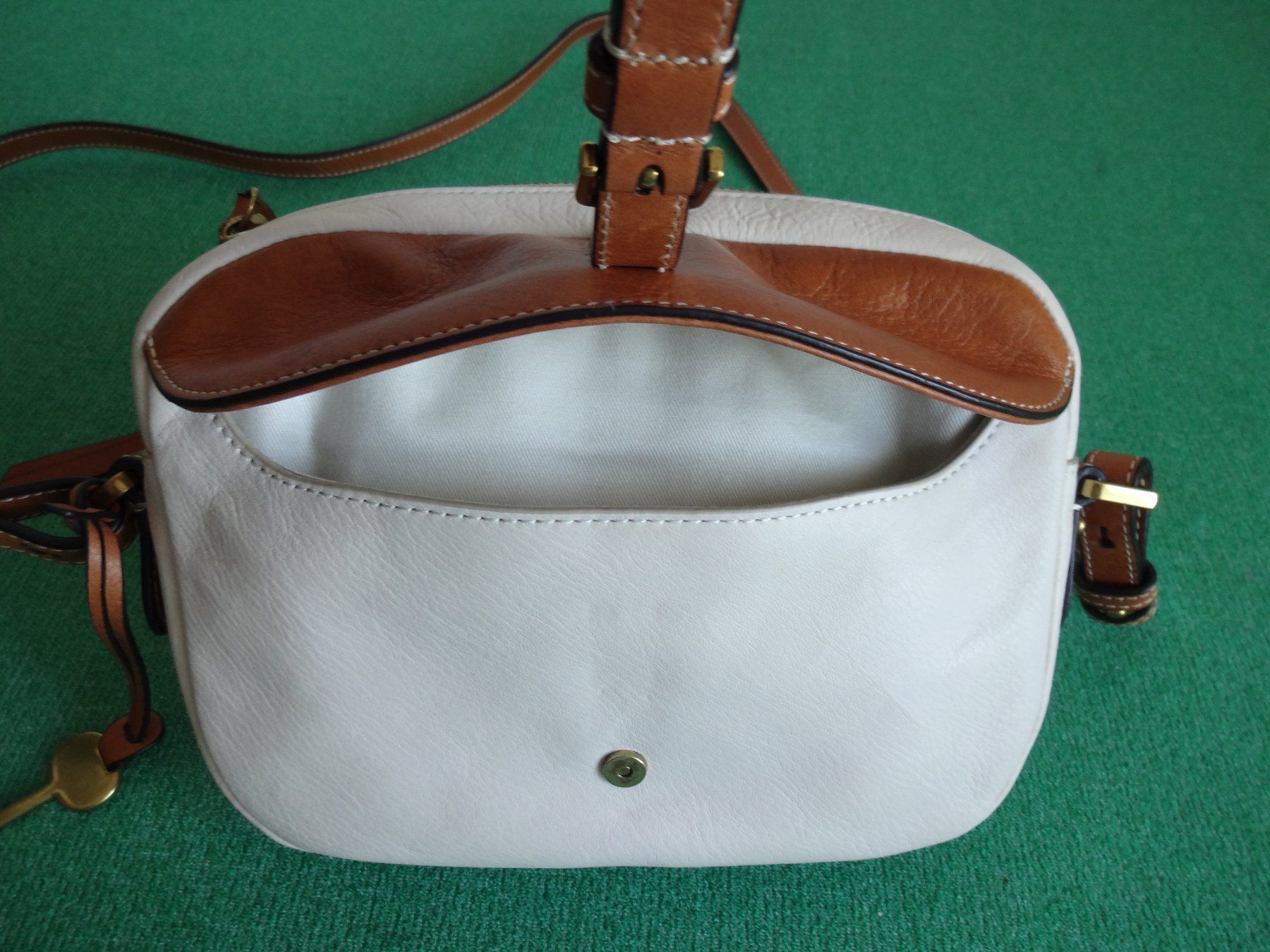 Fossil Taschen für Damen: """ FOSSIL """ Leder Umhängetasche – Neu (gemäss Beschreibung) aus Frauenfeld von Riaa 4