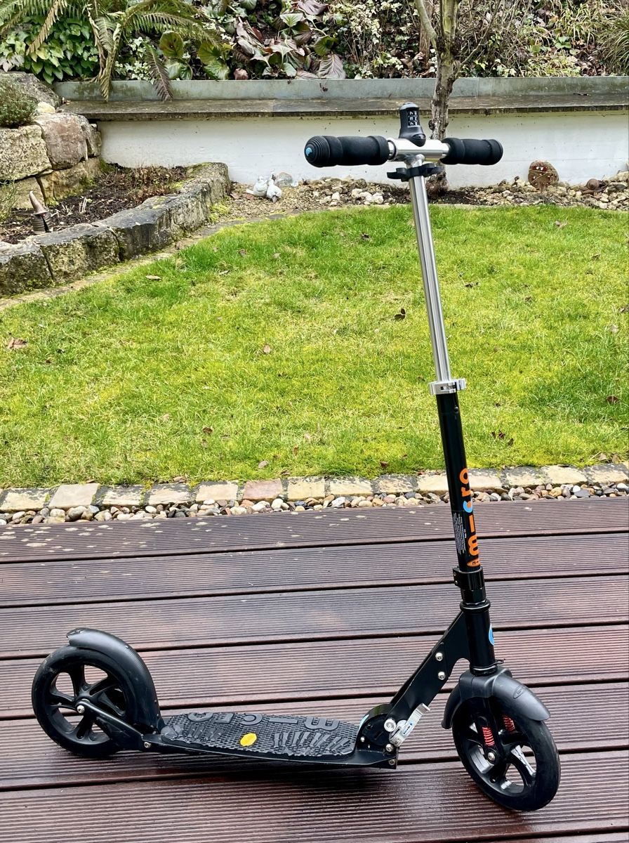 Micro Kickboard: Micro Scooter Interlock - Erwachsene – Nuovo (secondo la descrizione) da Riehen venduto da centra