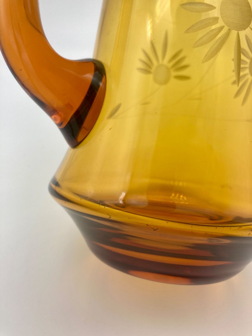 Karaffen: Vintage bernsteinfarbenes Glas Krug – Gebraucht aus Wädenswil von krisztiname 4