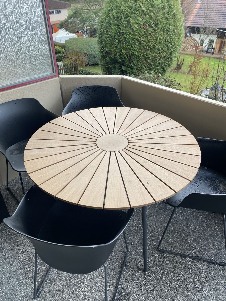 Table de jardin ronde (D'occasion) à Safnern pour CHF 20 – retrait ...