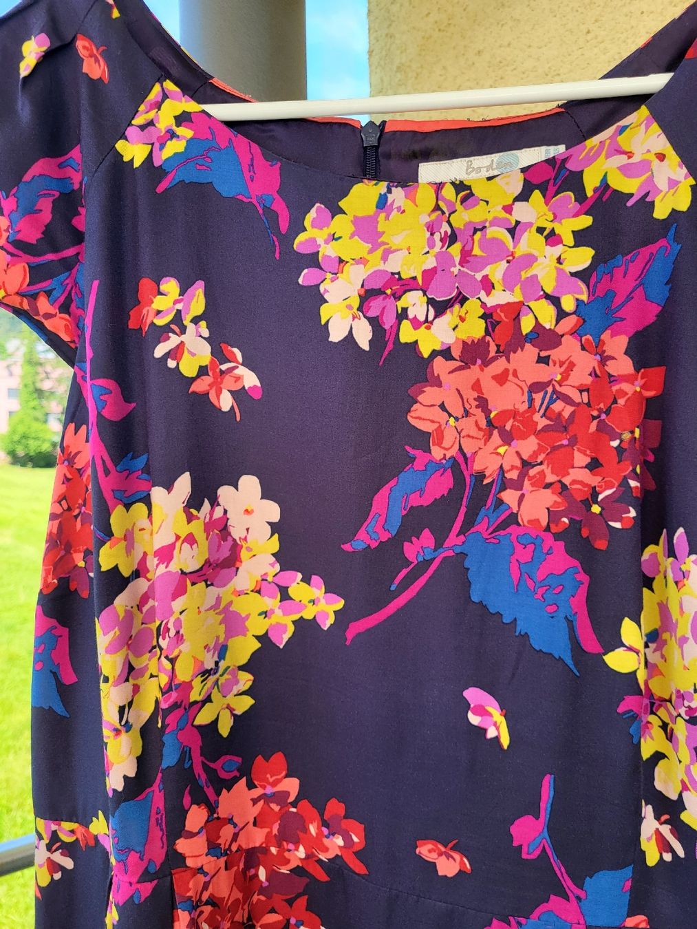 Kleider: Blumenkleid Gr. 44 - Sommerlich & Elegant – Gebraucht aus Zürich von Lizi7 2