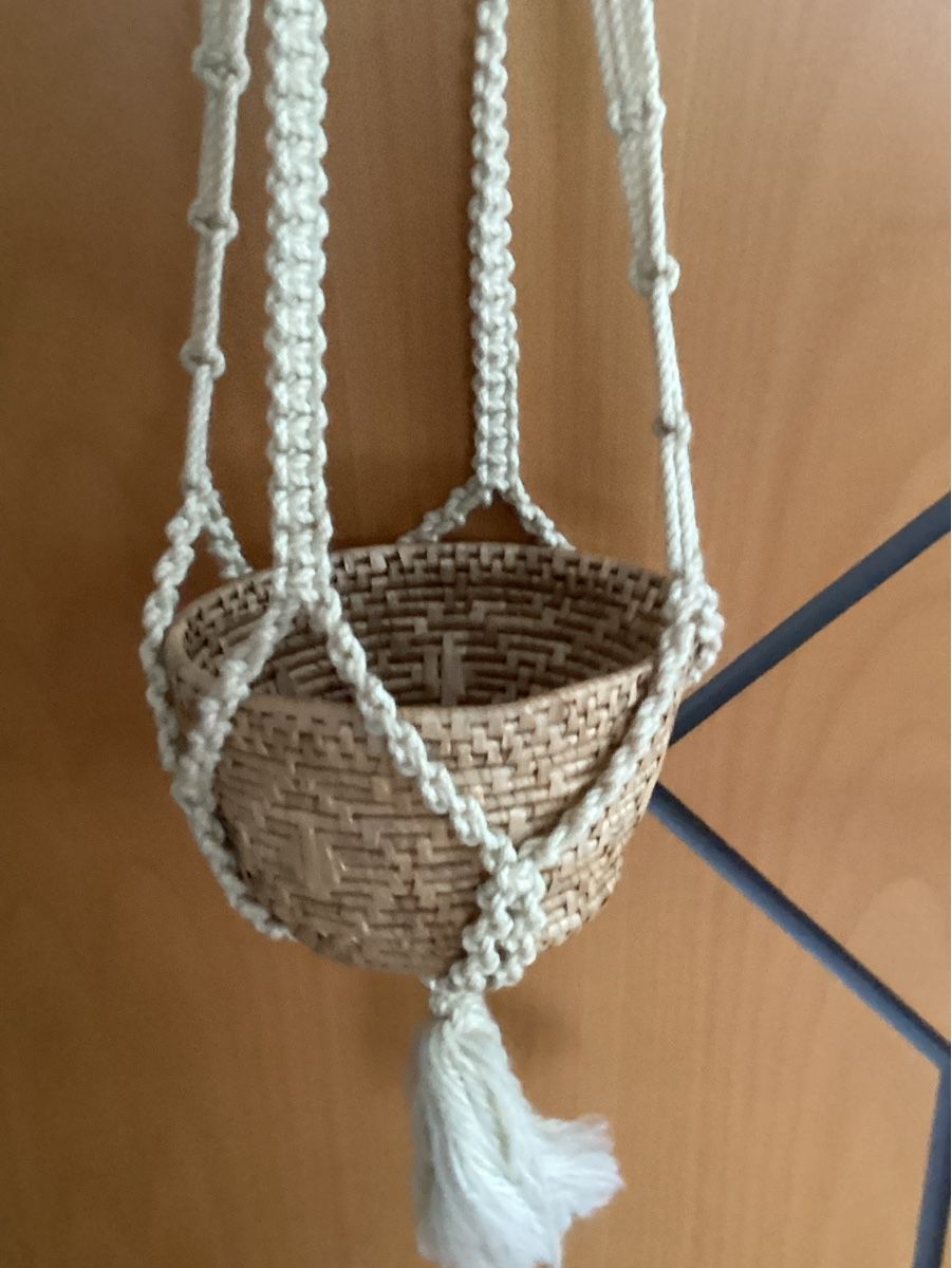 Tutte le decorazioni: Makramee Blumenampel mit Korb, handgeknüpft – Usato da Wassen UR venduto da SABDOM 2