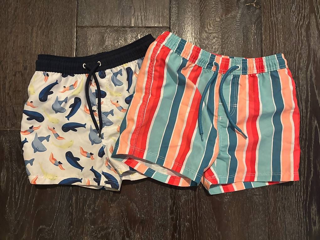 Costumi da bagno: 2 maillots de bain garçon Taille 6 ans Okaidi – Usato da Petit-Lancy venduto da areyouinterested
