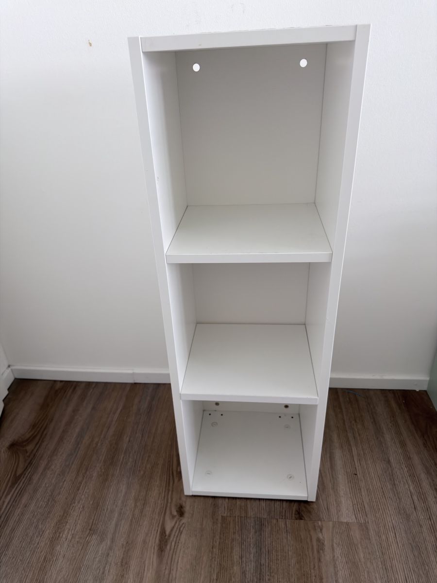 Scaffali: Regal weiss schmal – Usato da Glis venduto da lm2612