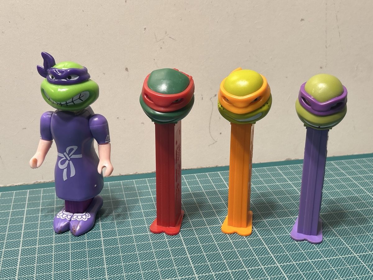 Pez Statuette: PEZ Ninja Turtles – Usato da Gorduno venduto da dm0320