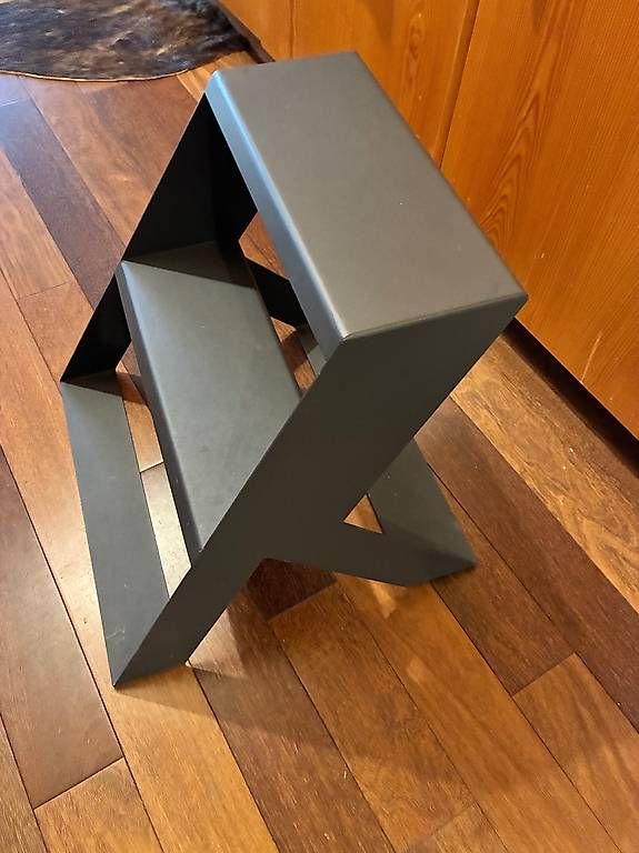 Scale: Escabeau design SPLITSTEP gris foncé/anthracite. – Usato da Genève venduto da sopz 1