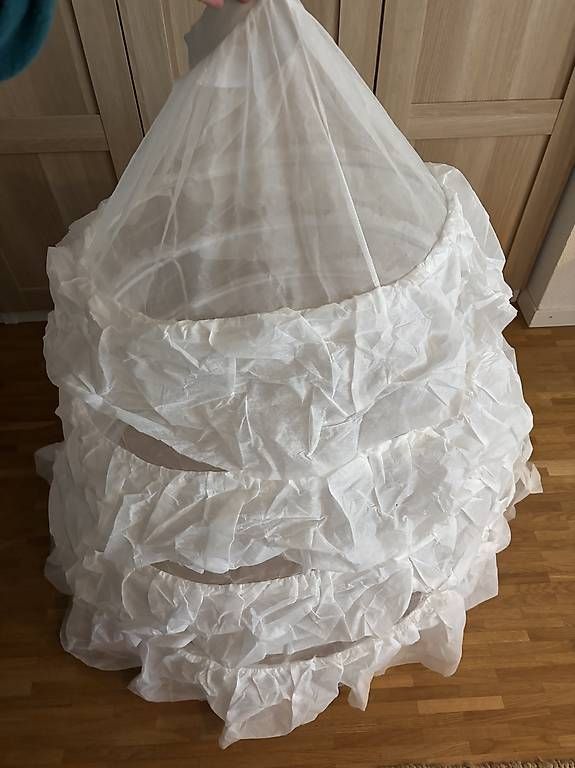 Vestiti: Jupon robe de mariée  – Usato da Vevey venduto da nis_nj5p 1