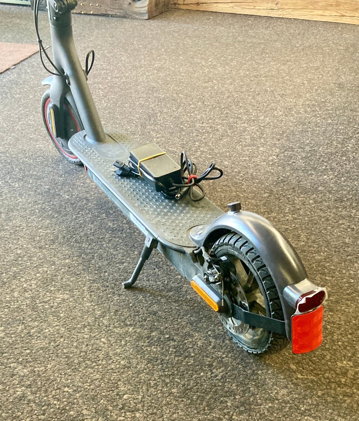 Xiaomi Kickboard: Xiaomi Mi Scooter Pro2 E-Scooter – Gebraucht aus Saas-Grund von GarageSaleToday 4
