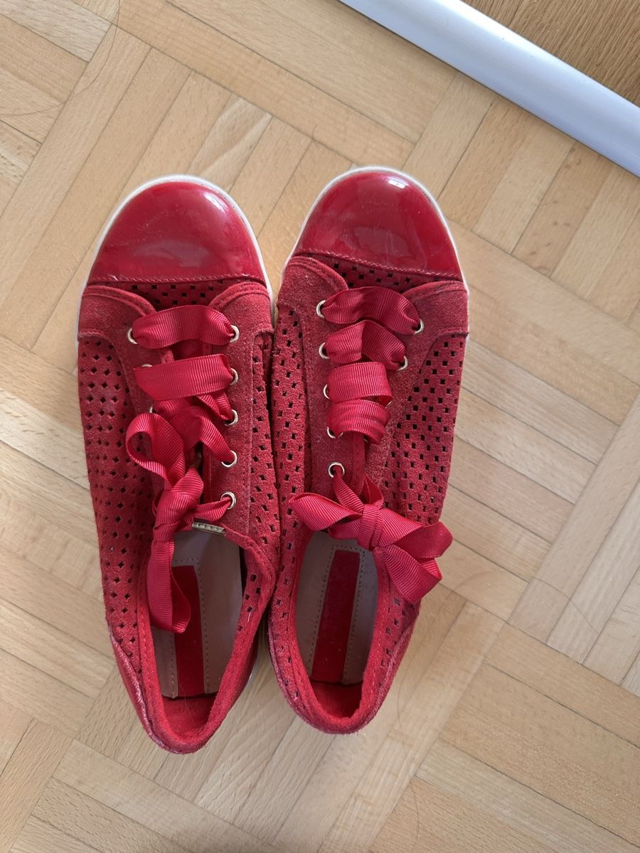 Scarpe da donna: Stradivarius Schuhe gr 36 – Usato da Muri b. Bern venduto da nooner7