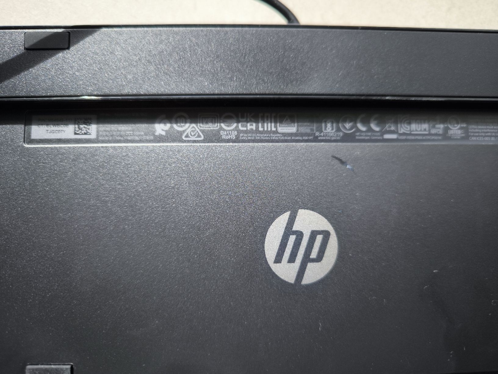 Hewlett Packard Tastiere: PC Tastatur HP – Nuovo (secondo la descrizione) da Winterthur venduto da Evergreen 2
