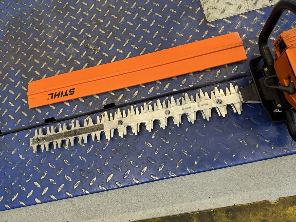 Stihl Alle Werkzeuge: Stihl HS 80 Heckenschere  – Gebraucht aus Lenzburg von billistar 2