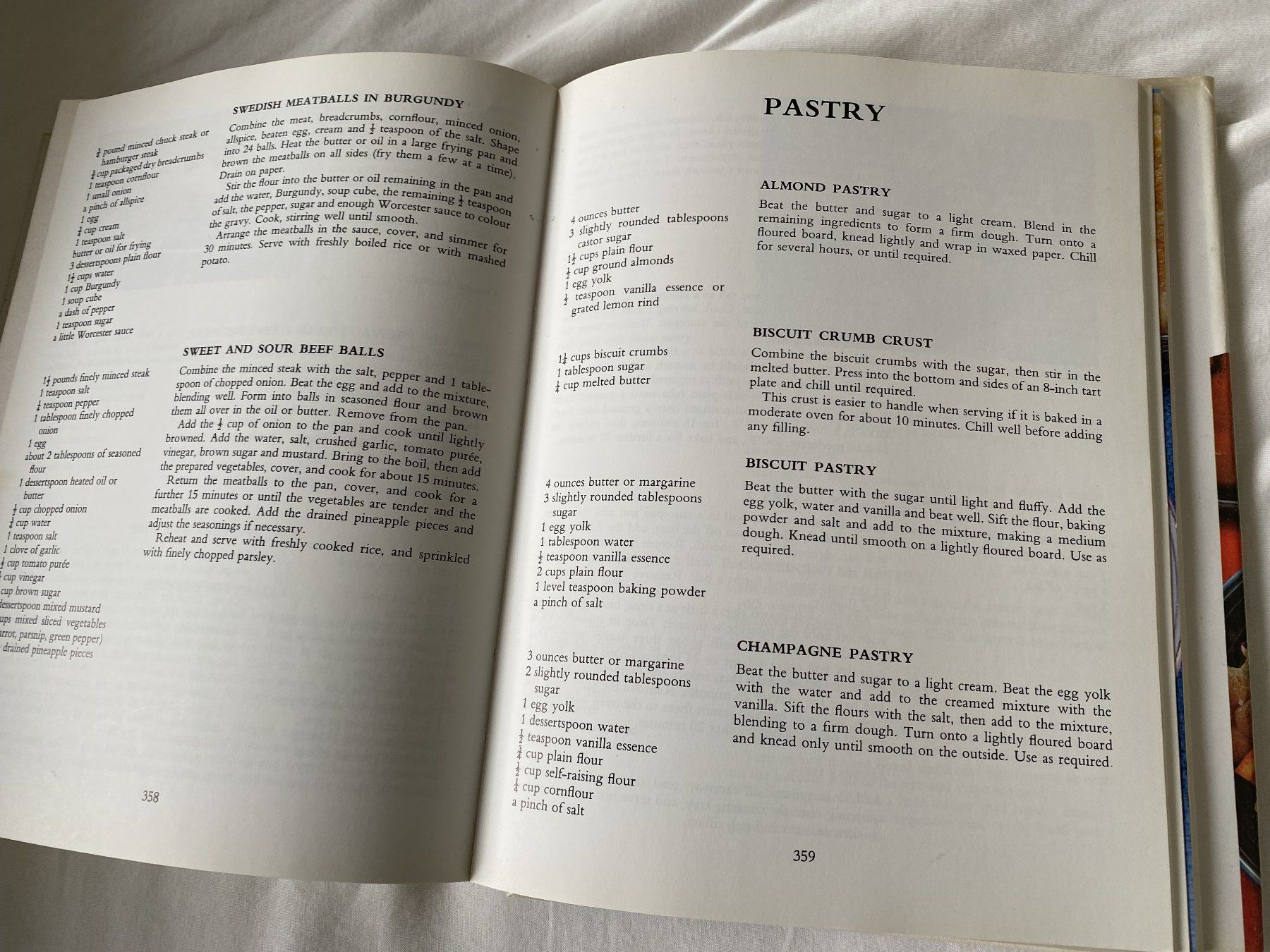 Libri: Buch The Jean Bowring Cookbook – Usato da Ennetbürgen venduto da Dosi6 5