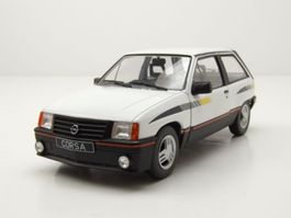 Opel Corsa A SR Phase I 1982-1985 weiss / schwarz / Decor