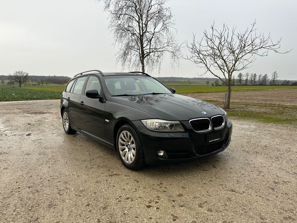 Stilvolle Bmw 320d Kombi Bildernull