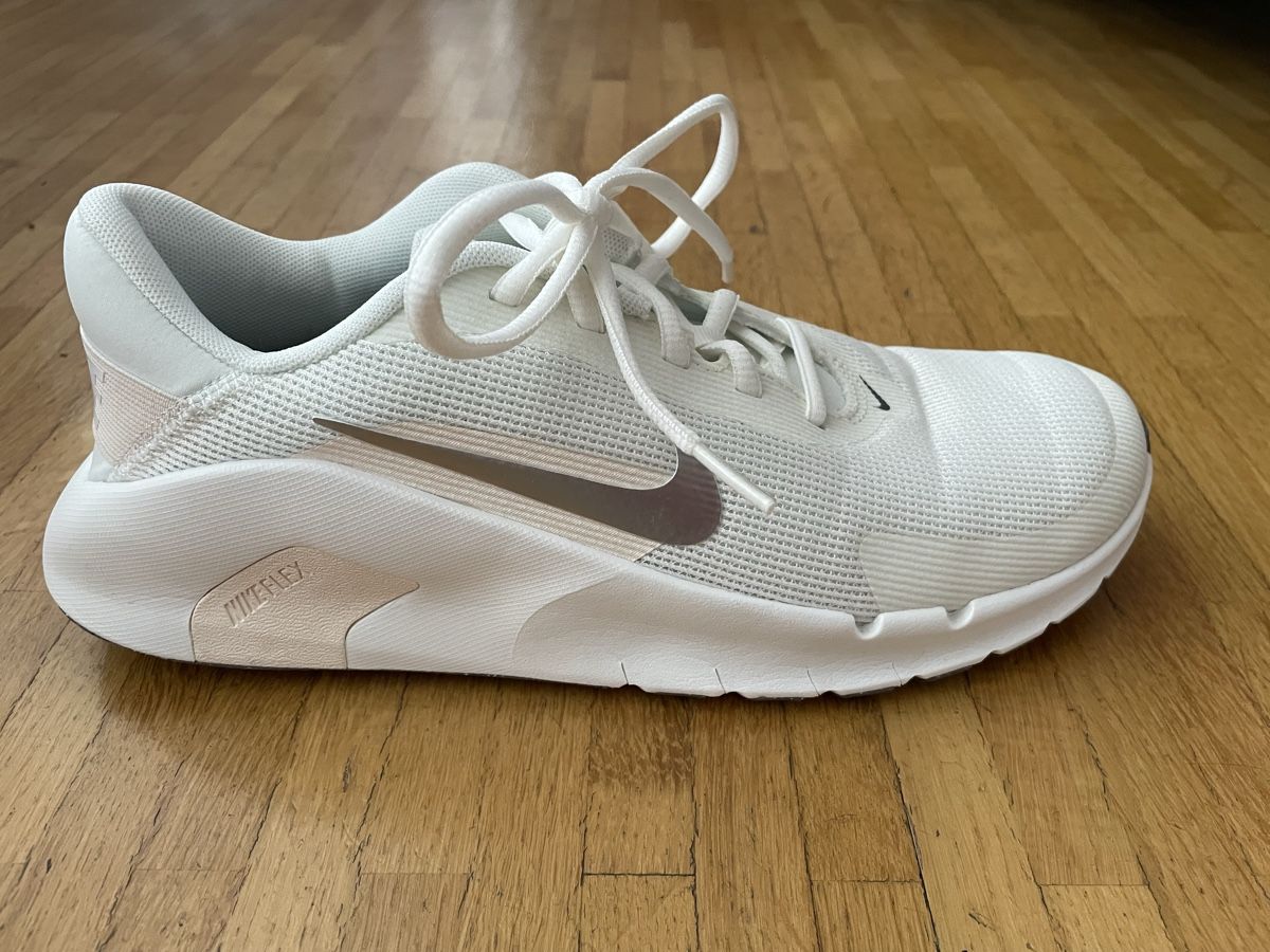 Nike Scarpe da donna: Nike Flex Grösse 40 – Nuovo (secondo la descrizione) da Bremgarten AG venduto da big-ch-1 1