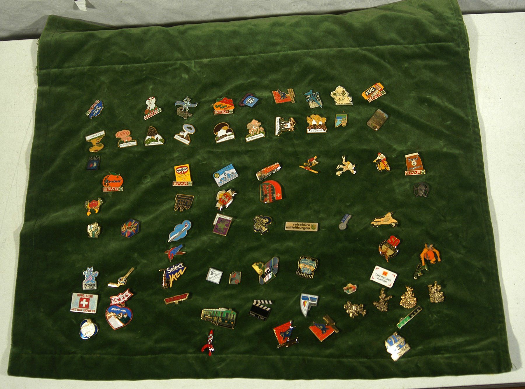 Placchette & Badge: Pin Sammlung – Usato da Herisau venduto da Wisen