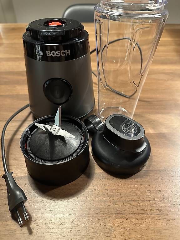 Küchengeräte: Bosch Standmixer MMB2111S – Gebraucht aus Baden von dom_xzn2