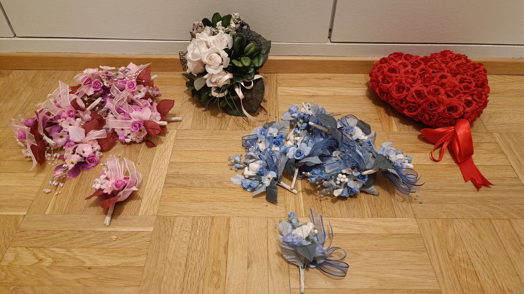 Tutte le decorazioni: Dekomaterial, blumig – Usato da Baden venduto da zuppel 7