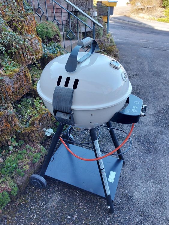 Super toller Outdoorchef Leon 570 G Kugelgrill Gasgrill Kaufen auf Ricardo