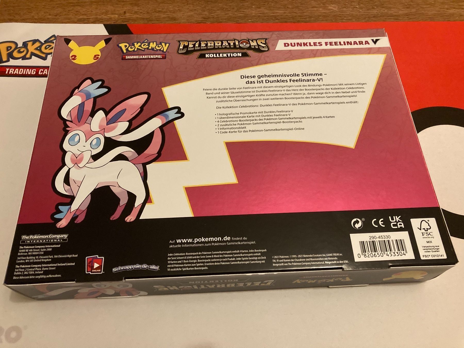 Pokémon Sammelbilder & Trading cards: Pokemon Celebrations Dunkles Feelinara V – Gebraucht aus Küssnacht am Rigi von Ebikoner 2