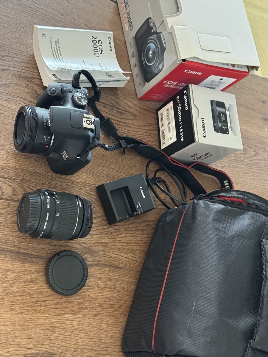 Canon Fotocamera: Canon EOS 2000D mit Objektiven 18-55mm und 50mm Set – Usato da Gossau SG venduto da kat_kz86 1