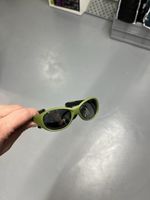 Stylische Sonnenbrille in Grün für Kinder
