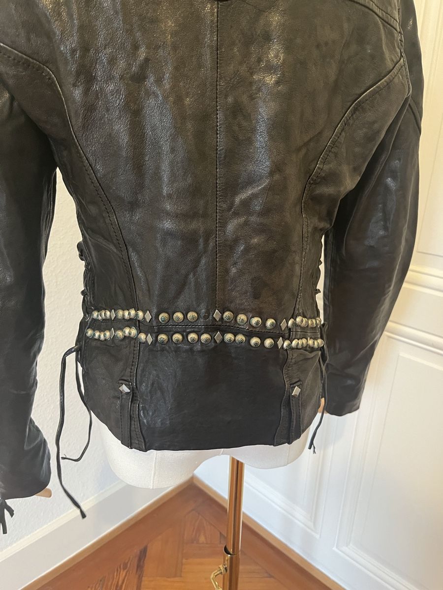 True Religion Giacche: True Religion Leather Jacket, Black, Embellished, Size M – Usato da Mies venduto da nic_yk5d 5