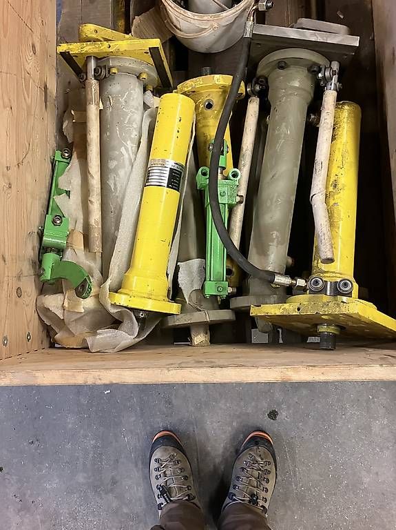 Altri prodotti elettronici: Hydraulikzylinder  – Usato da Tiefencastel venduto da gringo1234 1