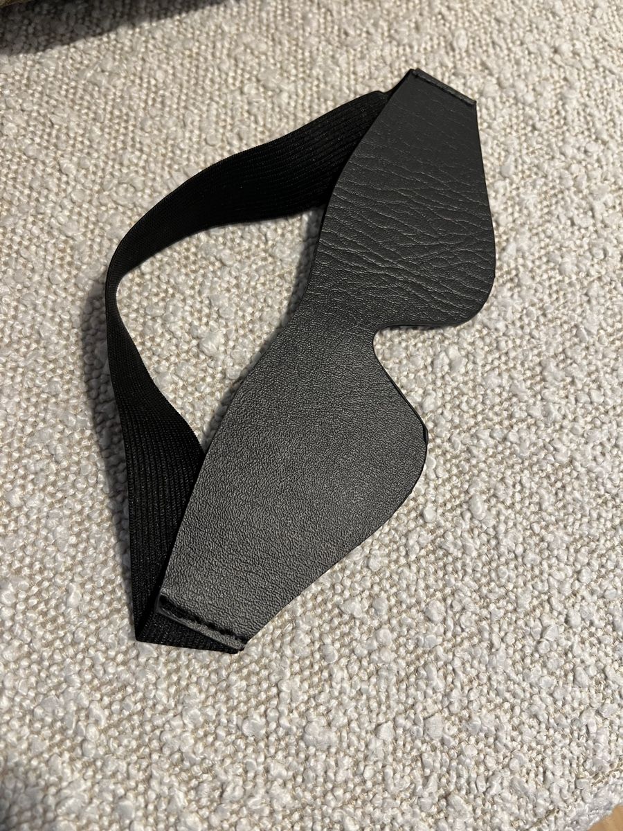 Altra biancheria intima: Augenbinde schwarz aus Kunstleder – Nuovo (secondo la descrizione) da Altendorf venduto da wqv_97 2