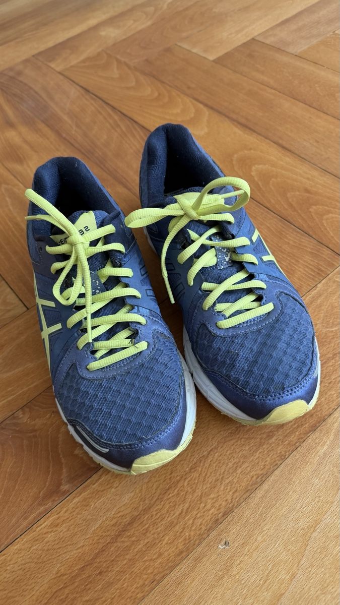 Chaussures hommes: Asics Laufschuh (sample) – Neuf (Voir description) à Bern par ene_